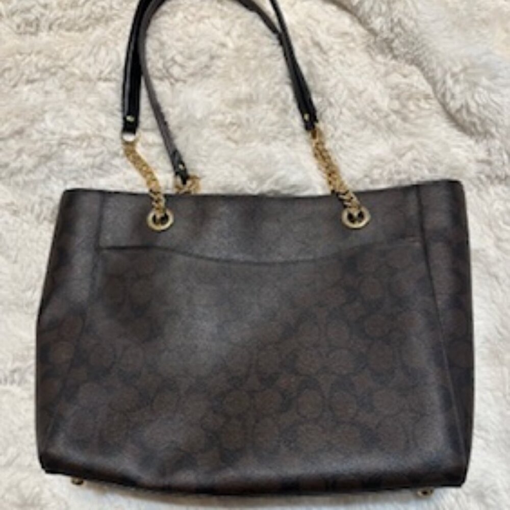 Coach Signature Cammie Tote - Picture 2 of 7